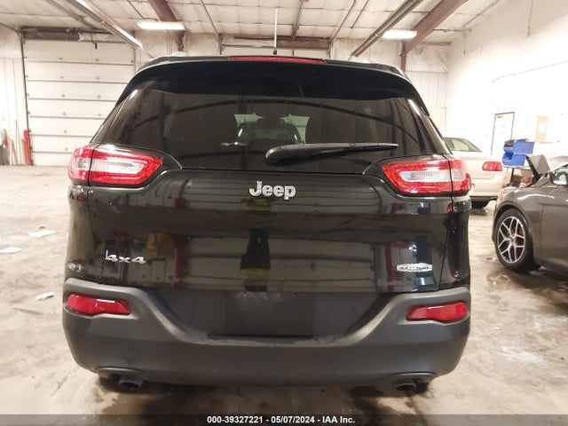 1C4PJMCS7EW243518 Jeep Cherokee Latitude