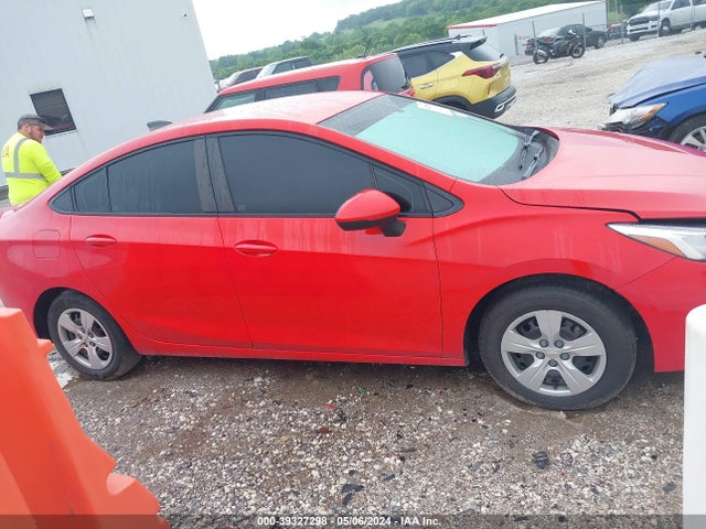 Chevrolet Cruze Ls Auto 2018 1G1BC5SM4J7151566 Image 13