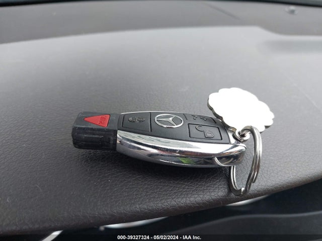 Mercedes-Benz C 300 2014 WDDGF8AB2EG246080 Image 11
