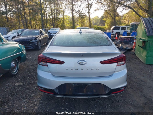 Hyundai ELANTRA SEL 2019 5NPD84LF2KH462101 Image 16