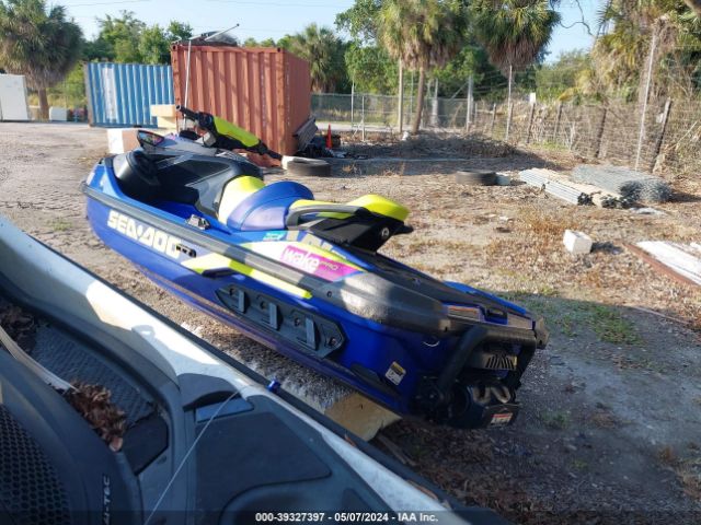 2020 SEADOO SEADOO YDV31550L021      Photo 2
