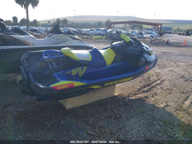 2020 SEADOO SEADOO YDV31550L021      Photo 3