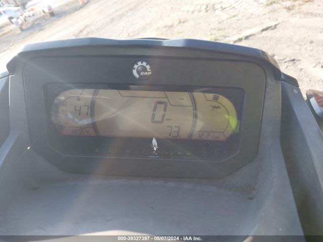 2020 SEADOO SEADOO YDV31550L021      Photo 6