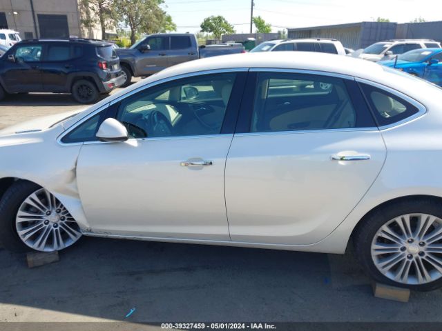 1G4PP5SK8E4172424 Buick Verano