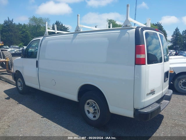 Chevrolet Express 2500 Work Van 2015 1GCWGFFF0F1105676 Image 3