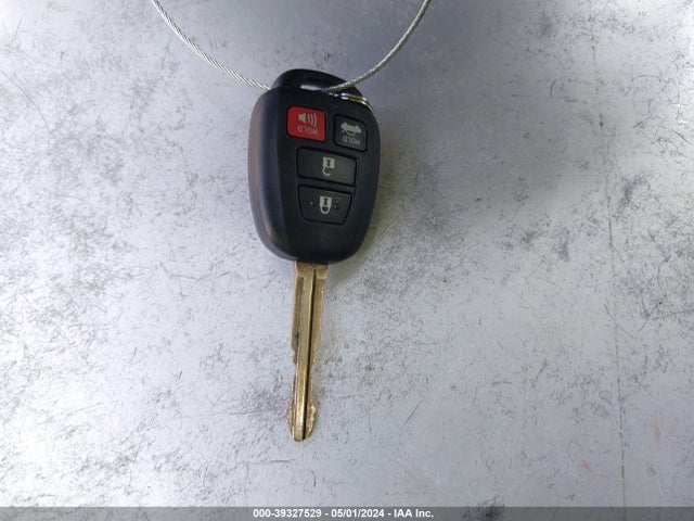 Toyota COROLLA LE 2019 5YFBURHE7KP942010 Image 11