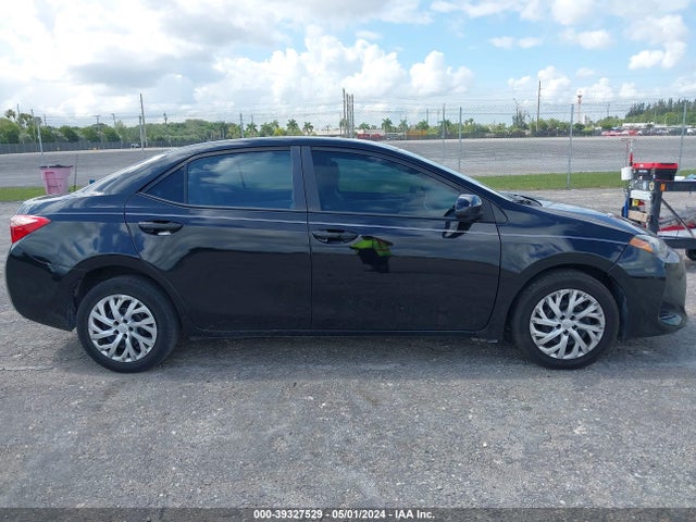 Toyota COROLLA LE 2019 5YFBURHE7KP942010 Image 13