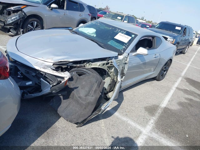 Chevrolet Camaro 1lt 2018 1G1FB1RS9J0143988 Image 2