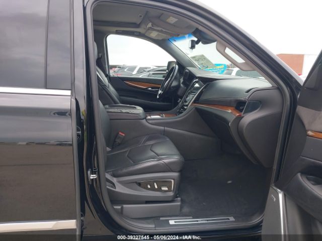 1GYS4HKJ0HR172290 Cadillac Escalade Esv Luxury