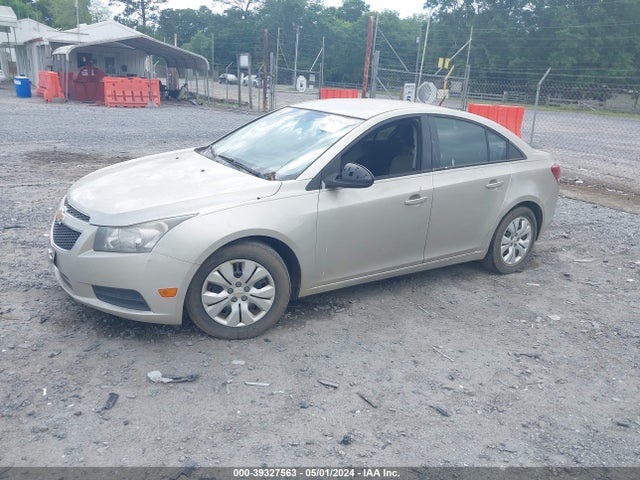 Chevrolet Cruze Ls Auto 2014 1G1PA5SH7E7478841 Image 2