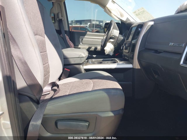 3C6RR6LT6HG504735 RAM 1500 Big Horn  4x2 5'7 Box