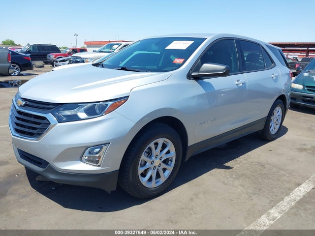 Chevrolet EQUINOX LS 2018 3GNAXHEV8JS647508 Image 2