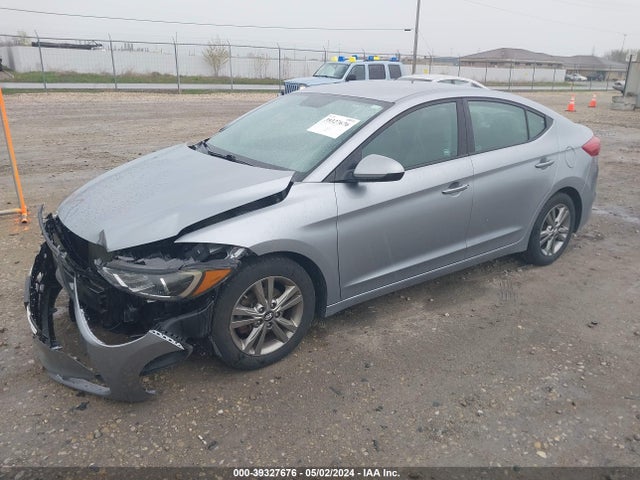 Hyundai ELANTRA SE 2017 5NPD84LFXHH111137 Image 2