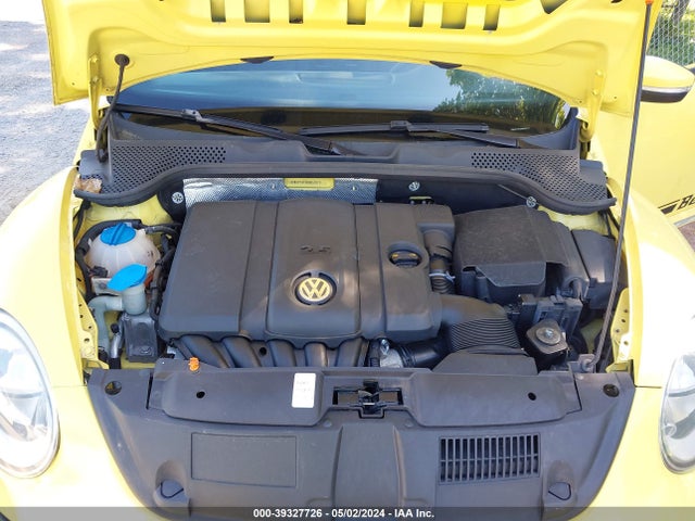 39327726 :رقم المزاد ، 3VWJP7AT3DM658770 vin ، 2013 Volkswagen Beetle 2.5l مزاد بيع