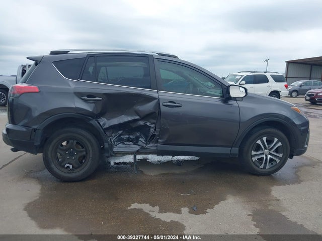 Toyota RAV4 LE 2018 JTMZFREV8JJ182508 Image 13