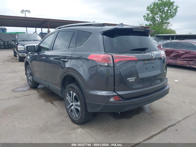 Toyota RAV4 LE 2018 JTMZFREV8JJ182508 Image 3