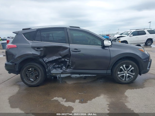 Toyota RAV4 LE 2018 JTMZFREV8JJ182508 Image 6