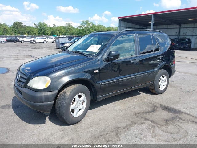 2000 Mercedes-benz Ml 320 მანქანა იყიდება აუქციონზე, vin: 4JGAB54E3YA160182, აუქციონის ნომერი: 39327800