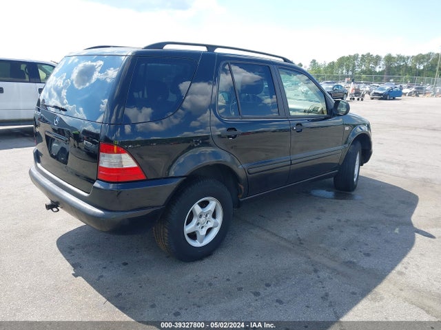 2000 Mercedes-benz Ml 320 მანქანა იყიდება აუქციონზე, vin: 4JGAB54E3YA160182, აუქციონის ნომერი: 39327800