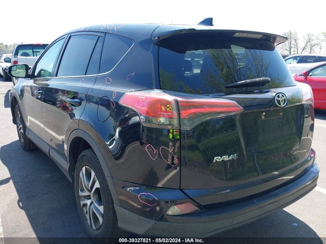 Toyota RAV4 LE 2018 2T3ZFREV6JW437237 Image 3