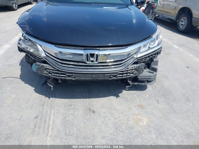 Honda ACCORD LX 2017 1HGCR2F38HA224172 Image 13