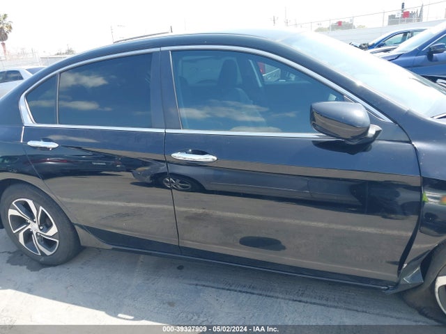 Honda ACCORD LX 2017 1HGCR2F38HA224172 Image 14