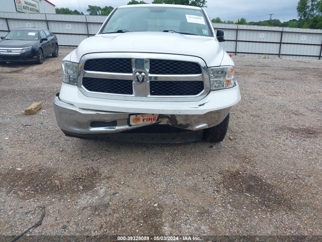 1C6RR6FG5KS630146 RAM 1500 Classic Tradesman Quad Cab 4x2 6'4 Box