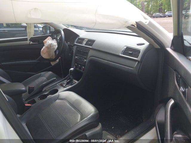 Volkswagen Passat 2.5l Wolfsburg Edition 2014 1VWAH7A35EC012775 Image 5