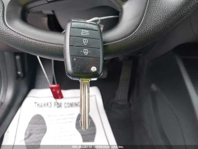 KIA FORTE LX 2016 KNAFX4A65G5604945 Image 11