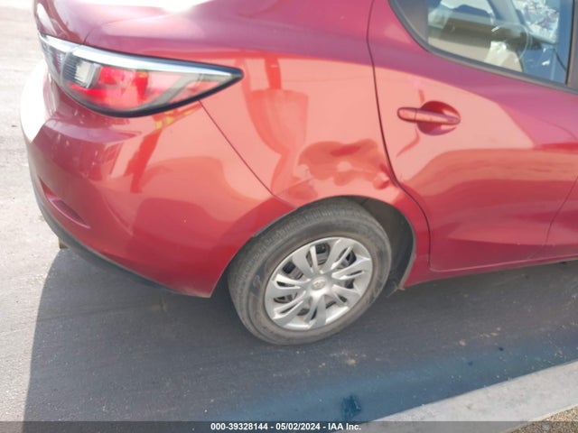 Toyota YARIS L 2019 3MYDLBYV0KY515014 Image 18