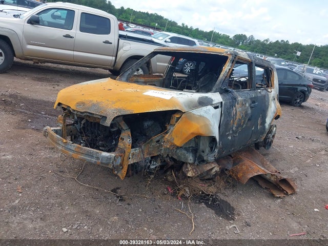 KIA SOUL + 2016 KNDJP3A51G7353912 Image 2