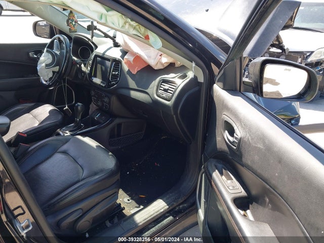 3C4NJCCB1LT150675 Jeep Compass Limited Fwd