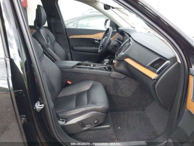 YV4102PK3M1749735 Volvo Xc90 T5 Momentum 7 Passenger
