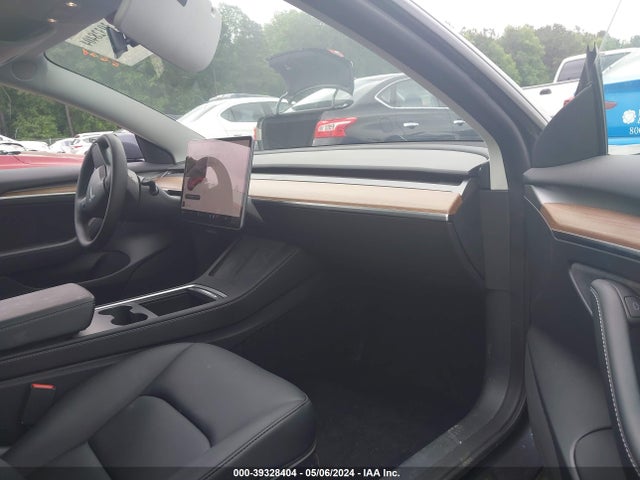 Tesla Model 3 Rear-wheel Drive 2023 5YJ3E1EA5PF671083 Image 5