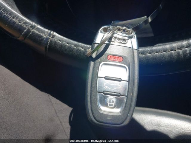 WA1LFAFP3EA096983 Audi Q5 2.0t Premium