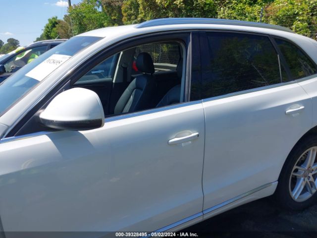 WA1LFAFP3EA096983 Audi Q5 2.0t Premium