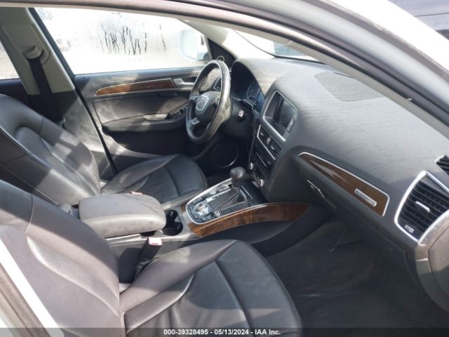 WA1LFAFP3EA096983 Audi Q5 2.0t Premium