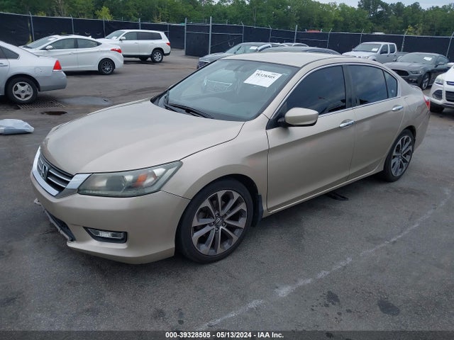 Honda Accord Sport 2015 1HGCR2F59FA058453 Image 2
