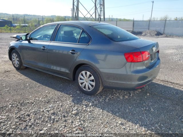 3VW2K7AJXEM353673 Volkswagen Jetta 2.0l S