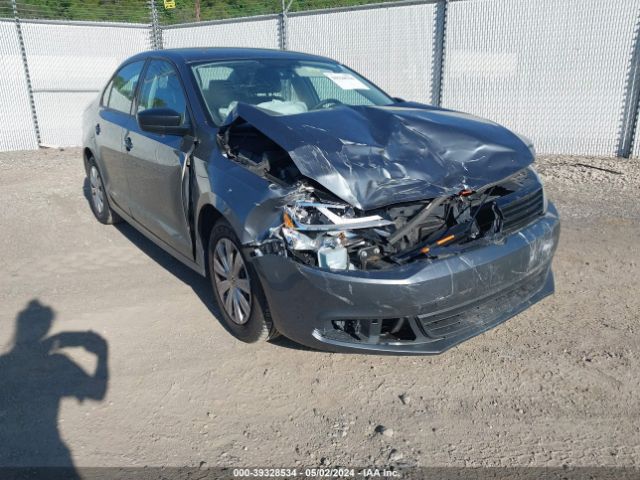 3VW2K7AJXEM353673 Volkswagen Jetta 2.0l S