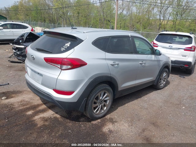 Hyundai TUCSON SE 2016 KM8J3CA43GU160810 Image 4