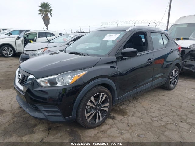 Nissan KICKS SV 2019 3N1CP5CU4KL540433 Image 2