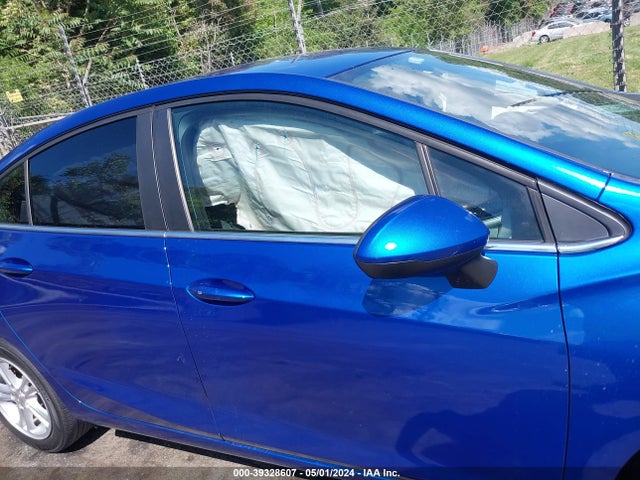 Chevrolet Cruze Lt Auto 2018 1G1BE5SM4J7139590 Image 13