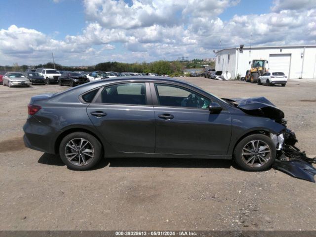 3KPF24AD3RE723729 KIA Forte Lxs