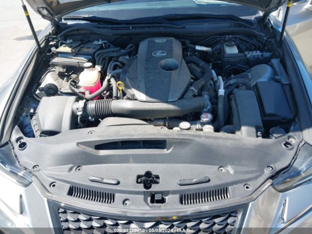 JTHBA1D2XJ5076710 Lexus IS 300