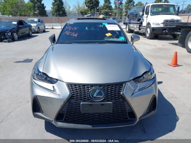 JTHBA1D2XJ5076710 Lexus IS 300