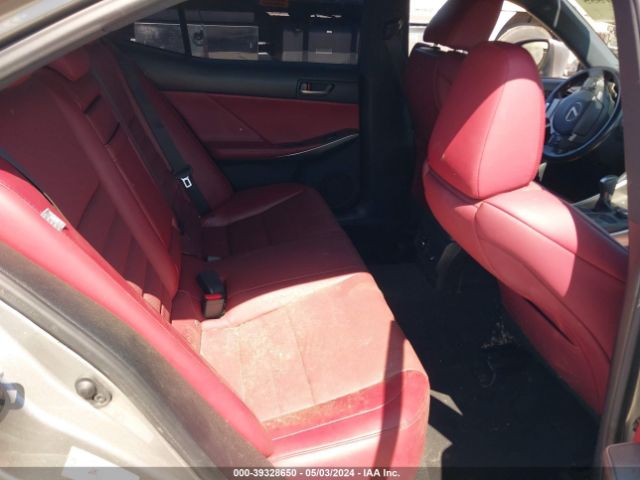JTHBA1D2XJ5076710 Lexus IS 300