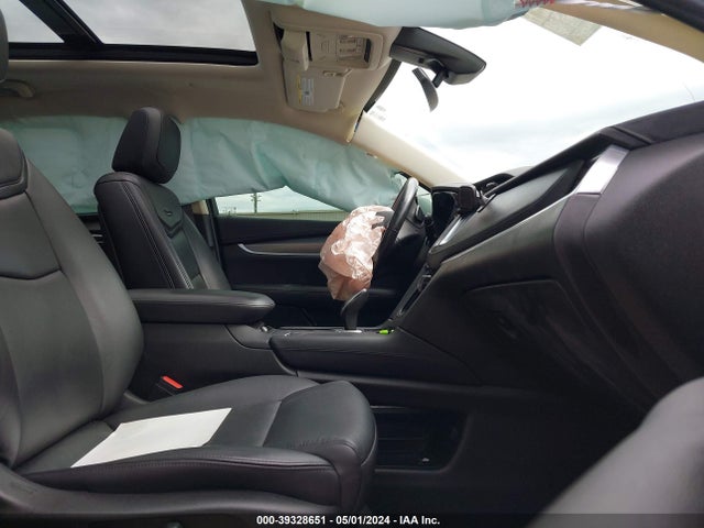1GYKNFRS6KZ267279 Cadillac Xt5 Premium Luxury