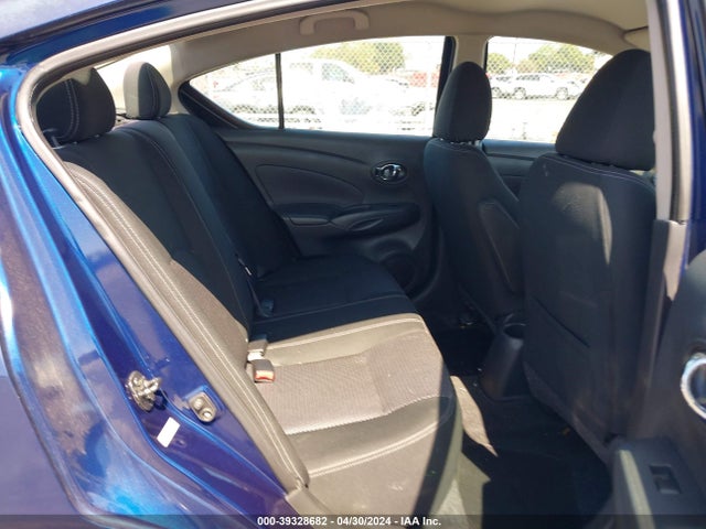 Nissan Versa 1.6 Sv 2018 3N1CN7AP6JL872659 Image 8