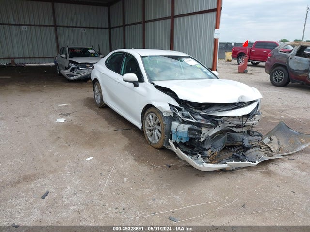 Toyota CAMRY LE 2022 4T1C11AK8NU014062 main image